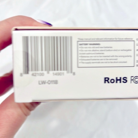 Luxe + Willow PHOENIX - Rose Quartz Vibrating Facial Roller BNIB! - Picture 9 of 12